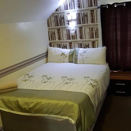 Portsmouth Budget Hotels - All Rooms Are En-Suite エクステリア 写真