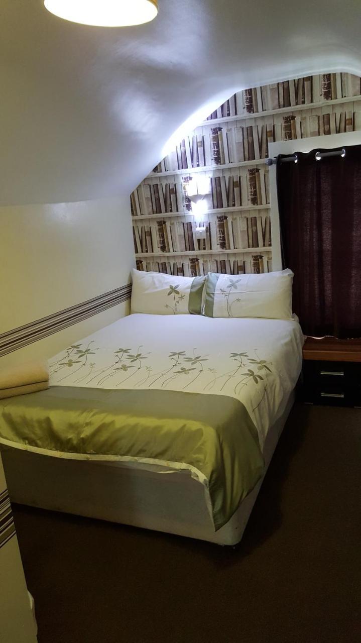 Portsmouth Budget Hotels - All Rooms Are En-Suite エクステリア 写真